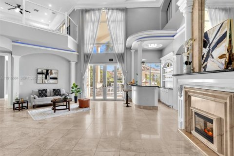 Villa ou maison à vendre à Hollywood, Floride: 5 chambres, 439.89 m2 № 1986276 - photo 20