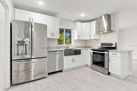 Villa ou maison à vendre à Altamonte Springs, Floride: 3 chambres, 118.73 m2 № 2412659 - photo 5