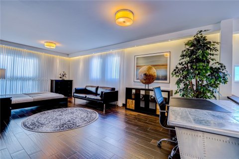 Снять в аренду кондоминиум в Майами-Бич, Флорида 2 спальни, 141.86м2, № 2020999 - фото 14