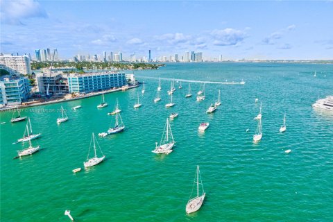 Снять в аренду кондоминиум в Майами-Бич, Флорида 2 спальни, 141.86м2, № 2020999 - фото 23