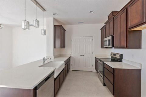 House in Groveland, Florida 4 bedrooms, 213.3 sq.m. № 1885057 - photo 13