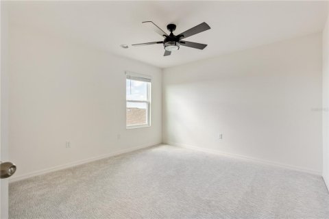 House in Groveland, Florida 4 bedrooms, 213.3 sq.m. № 1885057 - photo 25