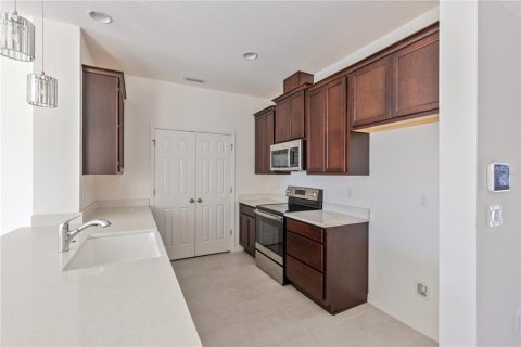 House in Groveland, Florida 4 bedrooms, 213.3 sq.m. № 1885057 - photo 14