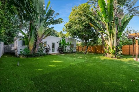 Immobilier commercial à vendre à Miami, Floride: 166.3 m2 № 2411726 - photo 29