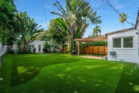 Immobilier commercial à vendre à Miami, Floride: 166.3 m2 № 2411726 - photo 26