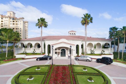 Copropriété à vendre à Aventura, Floride: 3 chambres, 293.57 m2 № 1783750 - photo 2