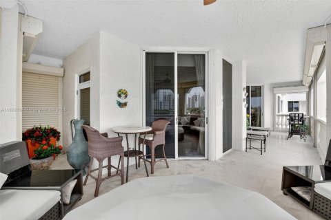 Copropriété à vendre à Aventura, Floride: 3 chambres, 293.57 m2 № 1783750 - photo 18