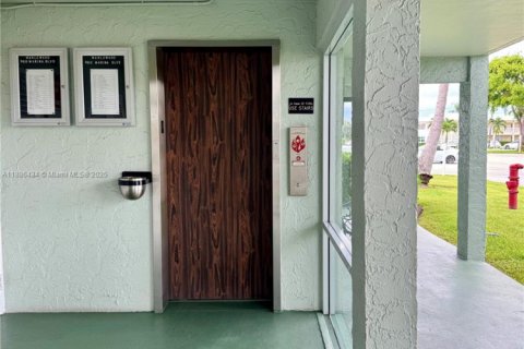 Copropriété à vendre à Boca Raton, Floride: 1 chambre, 65.22 m2 № 1933288 - photo 2