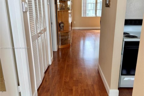 Copropriété à vendre à Boca Raton, Floride: 1 chambre, 65.22 m2 № 1933288 - photo 4