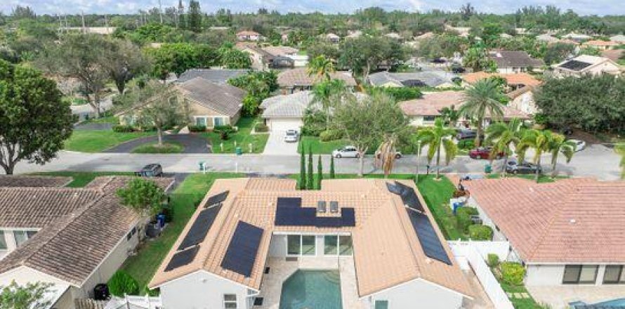 Casa en Coral Springs, Florida 4 dormitorios, 209.96 m2 № 967997