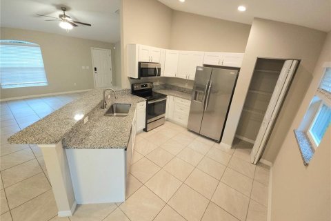 Villa ou maison à louer à Ocala, Floride: 3 chambres, 119.57 m2 № 2423860 - photo 2