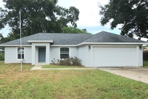 Villa ou maison à Ocala, Floride 3 chambres, 119.57 m2 № 2423860