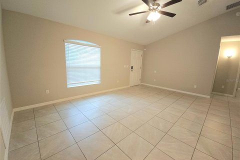 Villa ou maison à louer à Ocala, Floride: 3 chambres, 119.57 m2 № 2423860 - photo 6