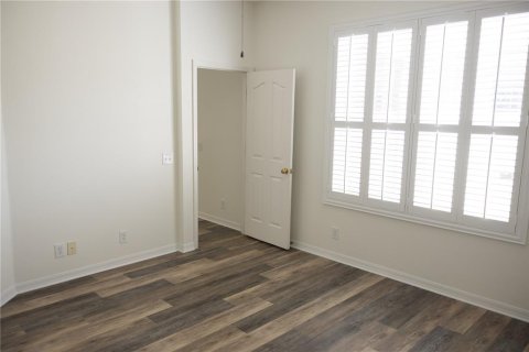 Townhouse in Tampa, Florida 2 bedrooms, 137.87 sq.m. № 1919539 - photo 14