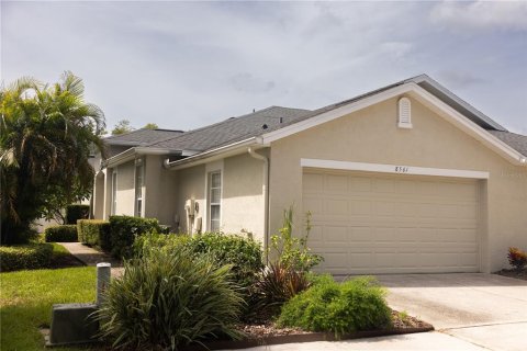 Townhouse in Tampa, Florida 2 bedrooms, 137.87 sq.m. № 1919539 - photo 25