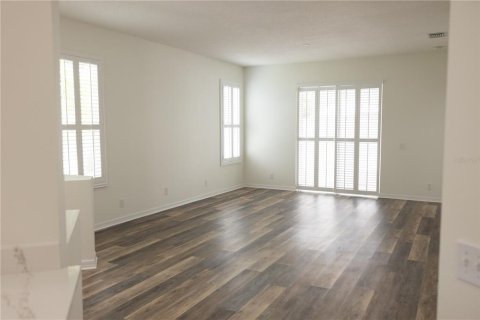 Townhouse in Tampa, Florida 2 bedrooms, 137.87 sq.m. № 1919539 - photo 4