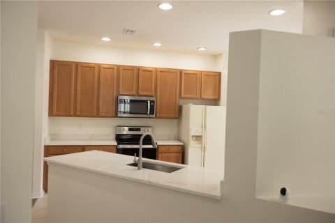Townhouse in Tampa, Florida 2 bedrooms, 137.87 sq.m. № 1919539 - photo 12