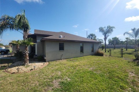 House in Spring Hill, Florida 3 bedrooms, 168.06 sq.m. № 2212707 - photo 4
