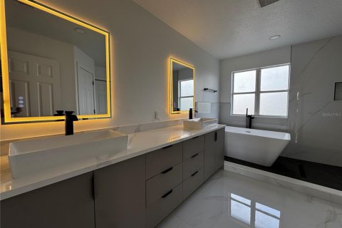 Villa ou maison à vendre à Oakland, Floride: 5 chambres, 367.06 m2 № 2228242 - photo 16
