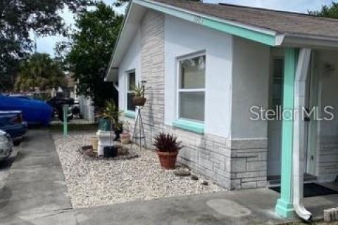 Apartment in Holiday, Florida 1 bedroom, 48.77 sq.m. № 2111194