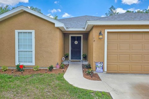 House in Palm Coast, Florida 4 bedrooms, 161.09 sq.m. № 1689986 - photo 2