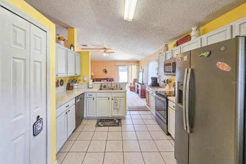 House in Palm Coast, Florida 4 bedrooms, 161.09 sq.m. № 1689986 - photo 14