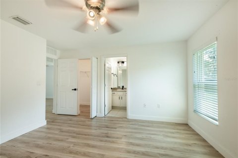 House in Palm Coast, Florida 3 bedrooms, 126.9 sq.m. № 1893814 - photo 19