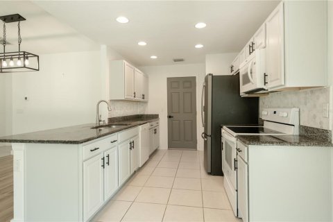 House in Palm Coast, Florida 3 bedrooms, 126.9 sq.m. № 1893814 - photo 7