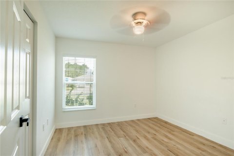House in Palm Coast, Florida 3 bedrooms, 126.9 sq.m. № 1893814 - photo 15