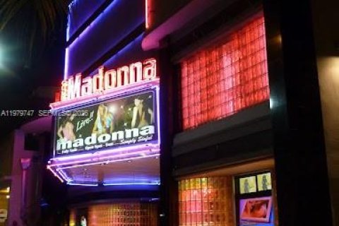 Commercial property in Miami Beach, Florida № 2046145 - photo 5