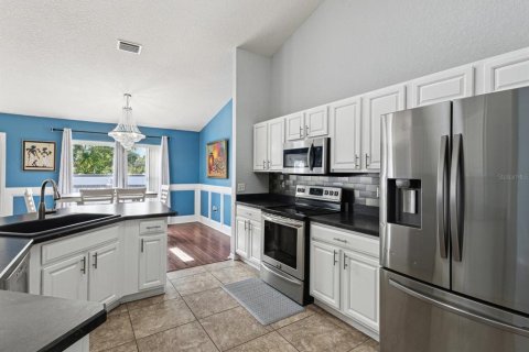 House in Spring Hill, Florida 4 bedrooms, 164.9 sq.m. № 1678124 - photo 7