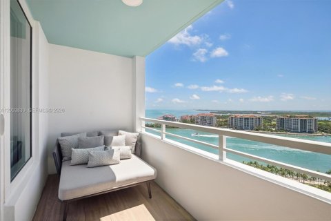Condo in Miami Beach, Florida, 2 bedrooms  № 2069555 - photo 19
