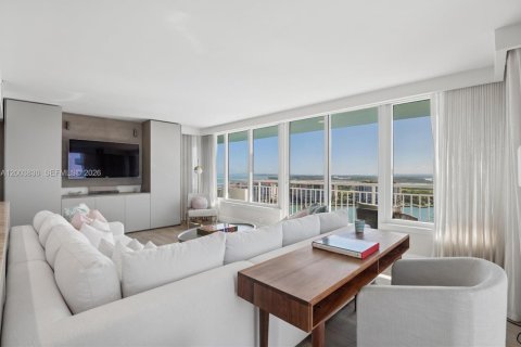 Condo in Miami Beach, Florida, 2 bedrooms  № 2069555 - photo 8