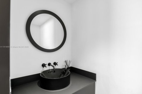 Купить кондоминиум в Майами-Бич, Флорида 2 спальни, 181.16м2, № 1958027 - фото 21