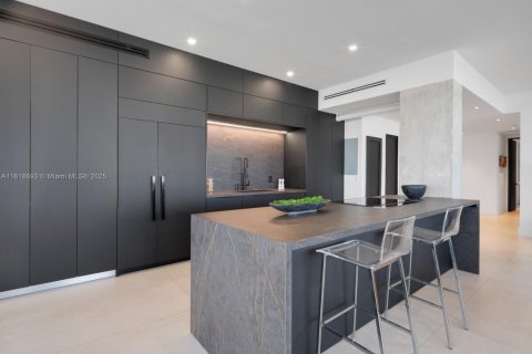 Купить кондоминиум в Майами-Бич, Флорида 2 спальни, 181.16м2, № 1958027 - фото 5