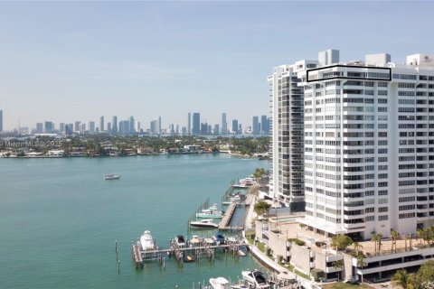 Купить кондоминиум в Майами-Бич, Флорида 2 спальни, 181.16м2, № 1958027 - фото 24