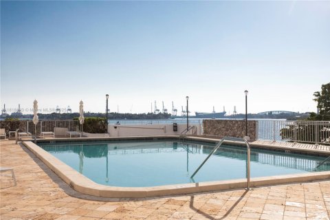 Купить кондоминиум в Майами-Бич, Флорида 2 спальни, 181.16м2, № 1958027 - фото 25