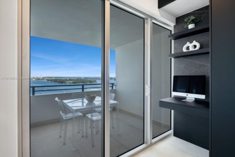 Купить кондоминиум в Майами-Бич, Флорида 2 спальни, 181.16м2, № 1958027 - фото 20