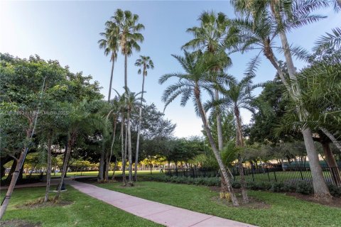 Купить кондоминиум в Майами-Бич, Флорида 2 спальни, 181.16м2, № 1958027 - фото 27