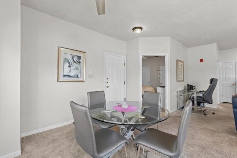 Condo in Seminole, Florida, 2 bedrooms  № 1761569 - photo 7