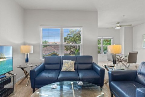 Condo in Seminole, Florida, 2 bedrooms  № 1761569 - photo 13