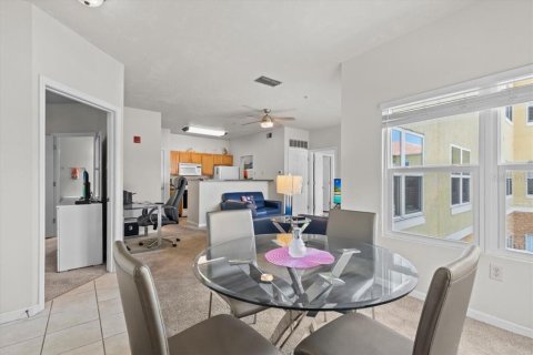 Condo in Seminole, Florida, 2 bedrooms  № 1761569 - photo 8