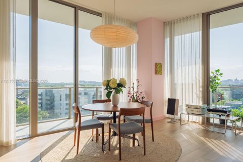 Condo in Miami, Florida, 3 bedrooms  № 2078092 - photo 4