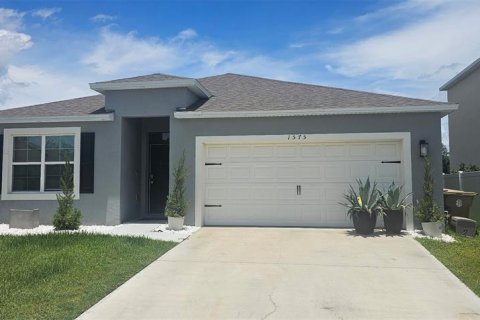 House in Kissimmee, Florida 4 bedrooms, 171.5 sq.m. № 2232351