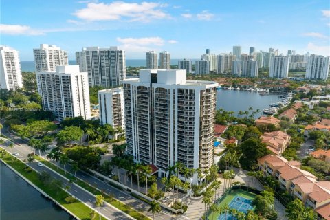 Condominio en venta en Aventura, Florida, 3 dormitorios, 169.08 m2 № 1812197 - foto 28