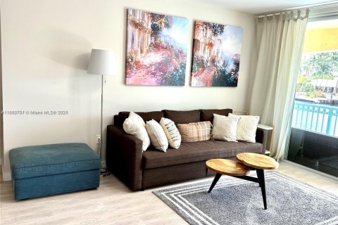 Condominio en alquiler en Hallandale Beach, Florida, 2 dormitorios, 106.84 m2 № 1921460 - foto 19