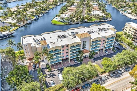 Condominio en alquiler en Hallandale Beach, Florida, 2 dormitorios, 106.84 m2 № 1921460 - foto 5