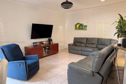 Villa ou maison à louer à Lake Worth, Floride: 5 chambres, 251.58 m2 № 2076536 - photo 9