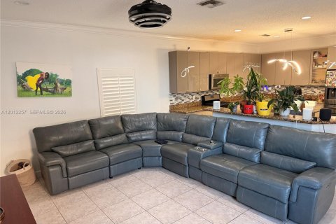 Villa ou maison à louer à Lake Worth, Floride: 5 chambres, 251.58 m2 № 2076536 - photo 5