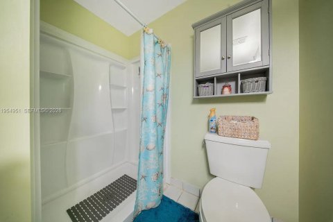 Villa ou maison à vendre à Port St. Lucie, Floride: 3 chambres № 2010929 - photo 13